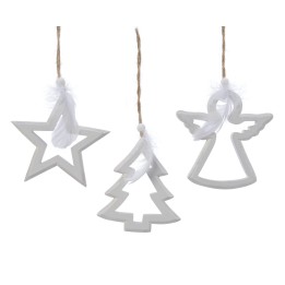 Drie witte kerstdecoraties: een ster, een boom en een engel, met een natuurlijk touwtje.