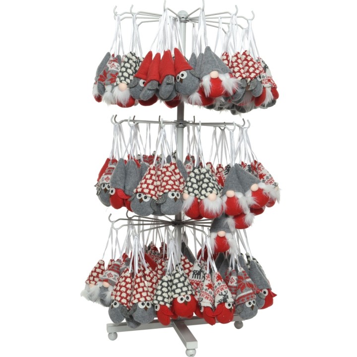 Een rek vol schattige stoffen zakjes in rood en grijs, versierd met kerstmotieven en pompons.