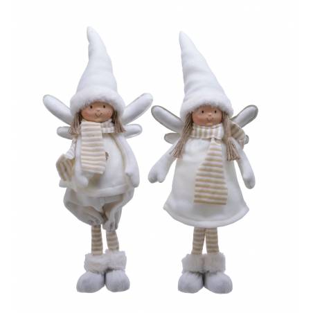 Twee schattige witte engeltjes met hoedjes, zachte stoffen en gestreepte sjaals.