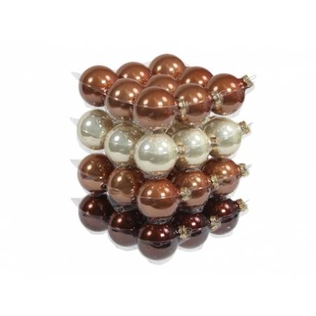 Gouden, bronzen en crème kerstballen in verschillende glanzende en matte afwerkingen.