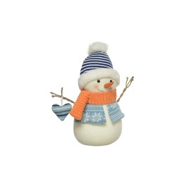 Een schattige sneeuwman met een gestreepte muts, oranje sjaal en een hartje in zijn hand.