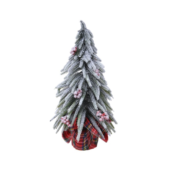 Kerstboom met sneeuw, versierd met roze bessen, in een geruite pot met een warme uitstraling.