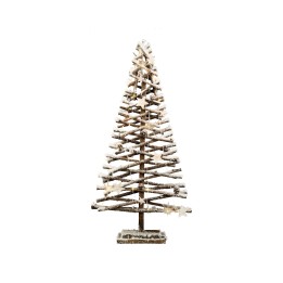 Een slanke, houten kerstboom met een lichte sneeuwbedekking en een rustieke uitstraling.