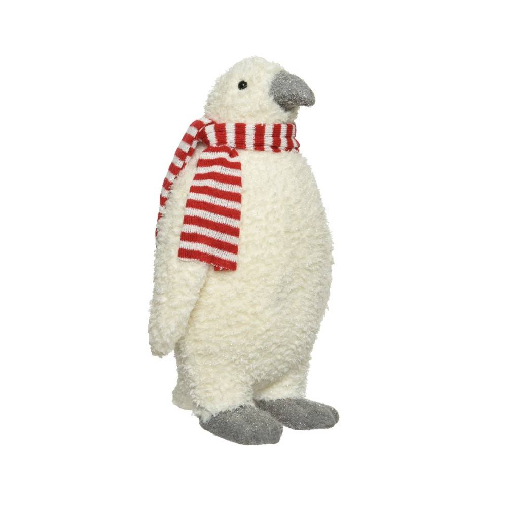 Een schattige, pluizige pinguïn met een rood-wit gestreepte sjaal.