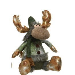 Een schattige, fluffy rendierknuffel met gouden hoorns en een groene muts.