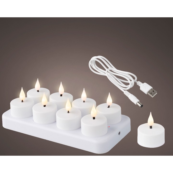 Tien witte waxinelichtjes met LED-vlammen op een oplaadbare basis, met een USB-kabel.