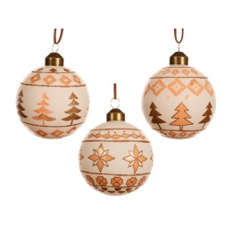 Drie decoratieve kerstballen in wit met koperkleurige patronen van bomen en sterren.