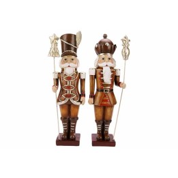 Twee houten notenkrakers in traditionele kostuums, met gedetailleerde versieringen en heldere kle...