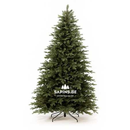 Groene kunstkerstboom met een volle, spitse vorm en metalen standaard.