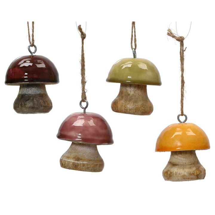 Vrolijke paddenstoelen van keramiek in diverse kleuren, hangend aan touwtjes.