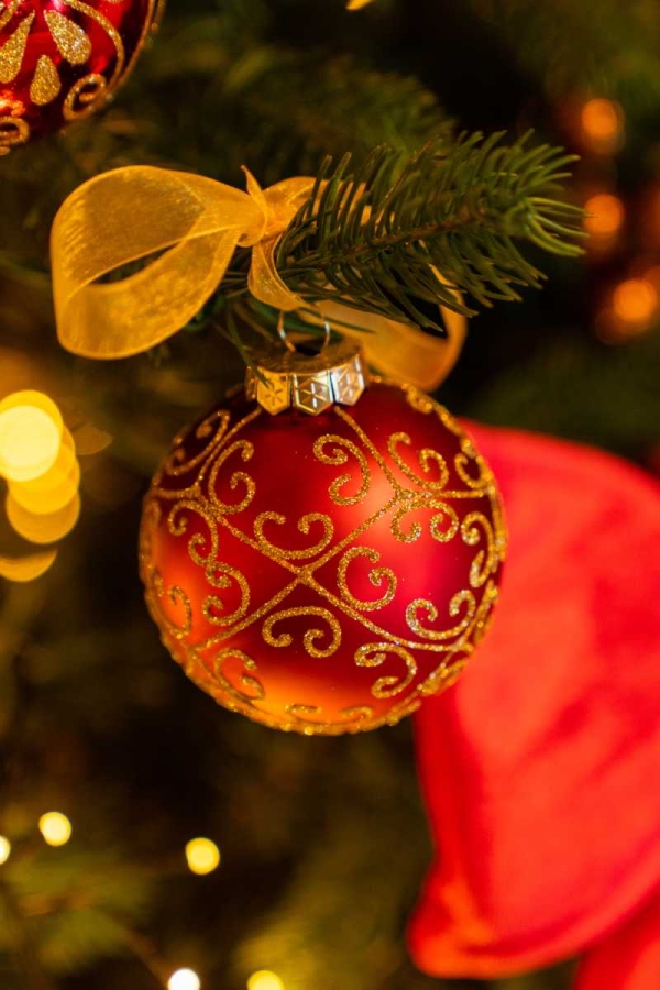 Rode versierde kerstballen